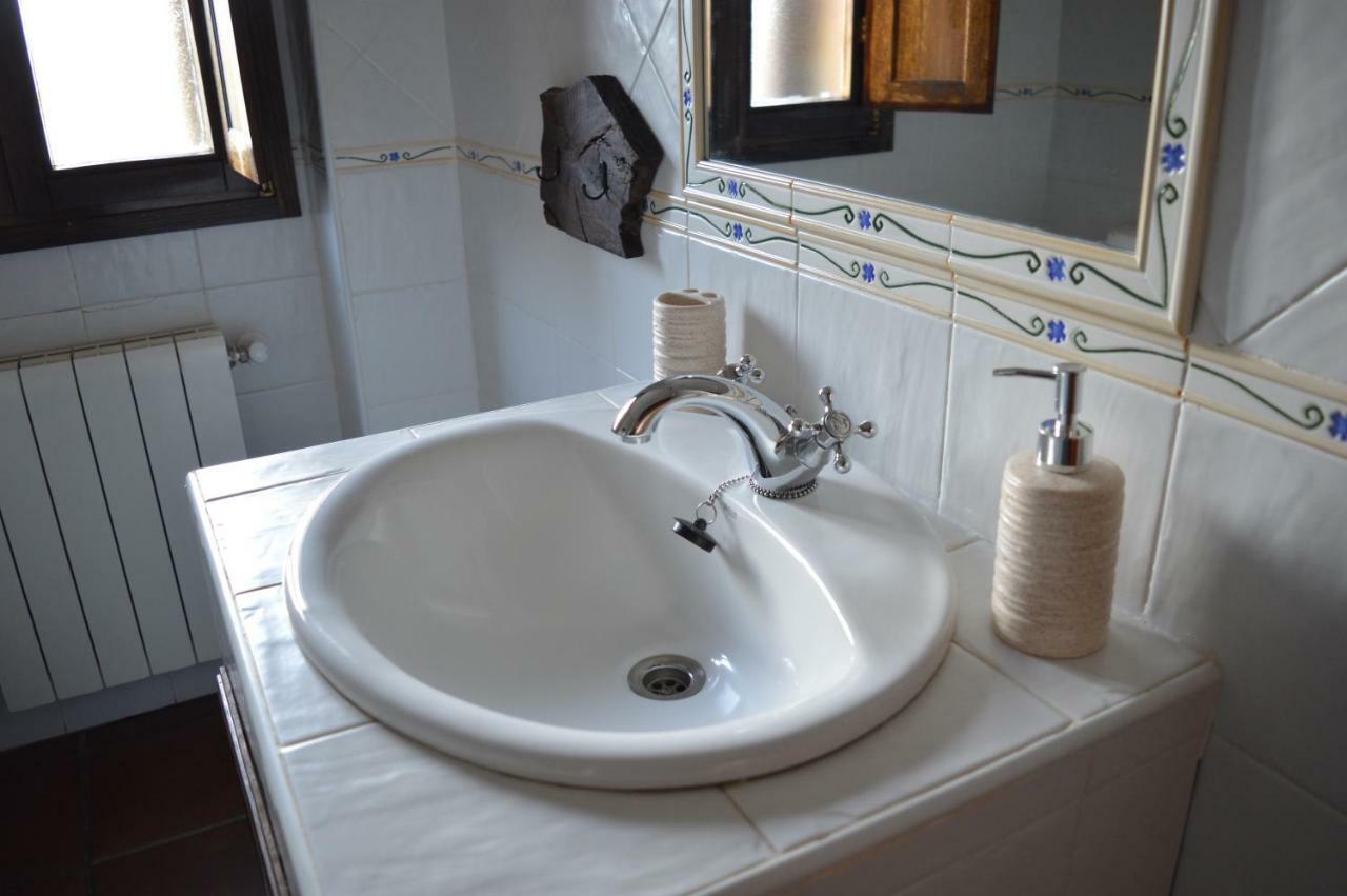 Las Estrebedes Casa Rural Guest House Caminomorisco Exterior photo