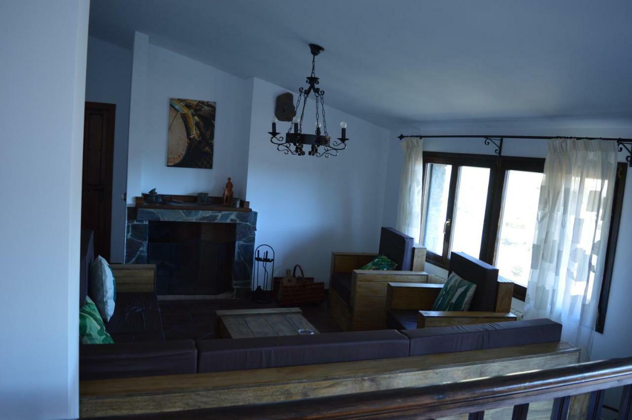 Las Estrebedes Casa Rural Guest House Caminomorisco Exterior photo