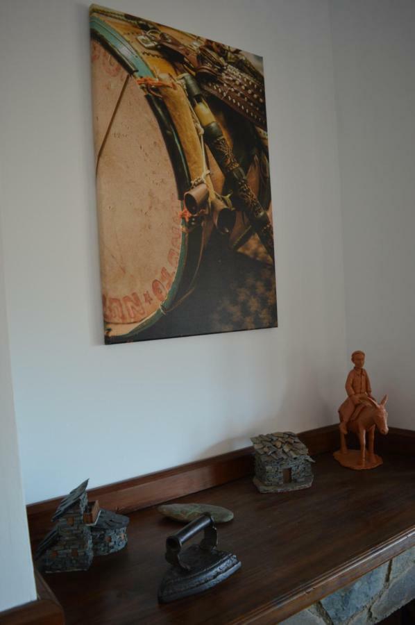 Las Estrebedes Casa Rural Guest House Caminomorisco Exterior photo