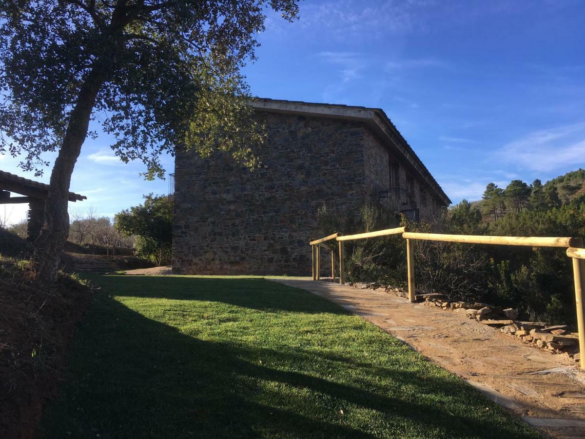 Las Estrebedes Casa Rural Guest House Caminomorisco Exterior photo